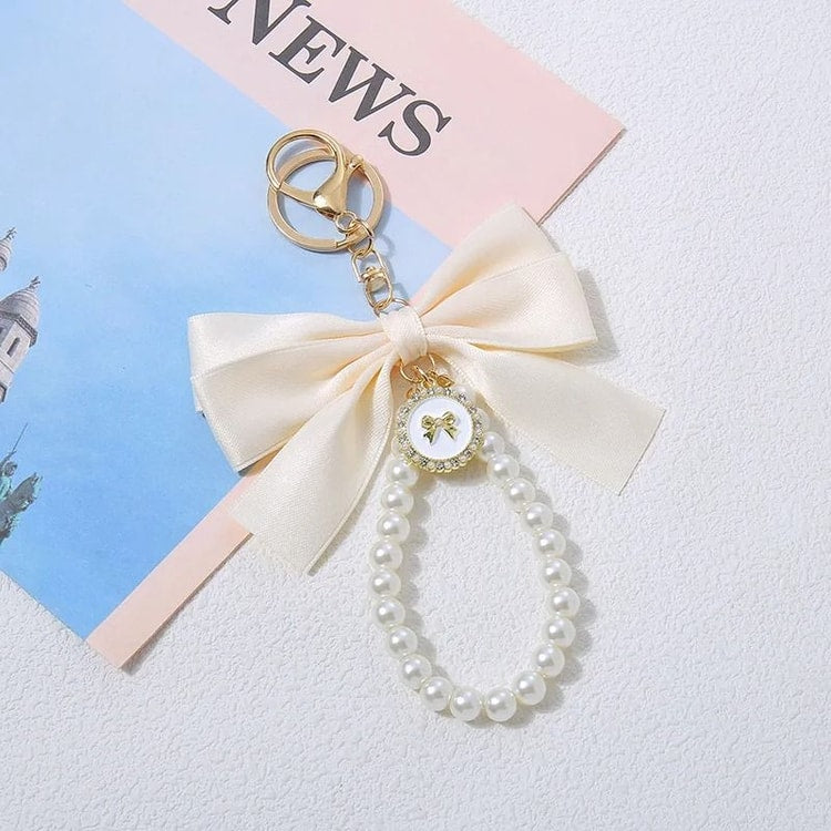 Elegant Large Bow Keychain Ornament for Bags and Headphone Case Accessories